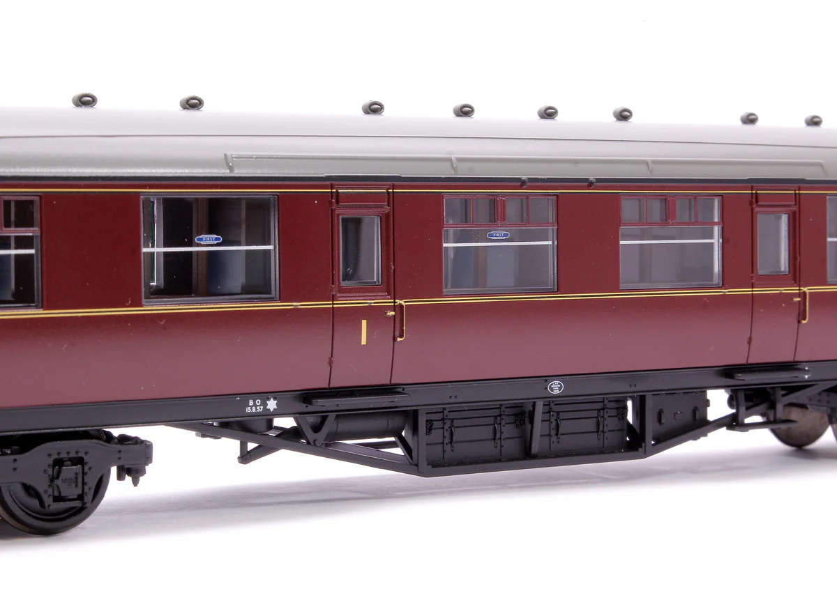LNER Thompson Composite Corridor BR Maroon No. E1229E - Image 6