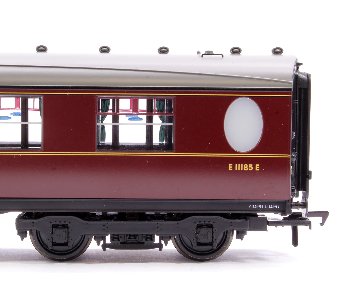 LNER Thompson First Corridor BR Maroon No. E11185E - Image 5