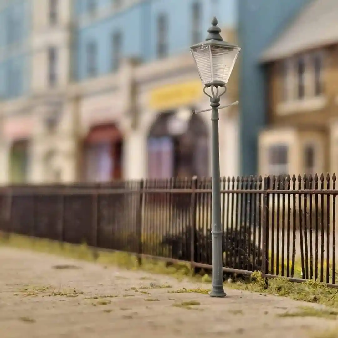 OO Gauge - Detailing - GWR No2 Column Circular Lamps x5 - Image 2
