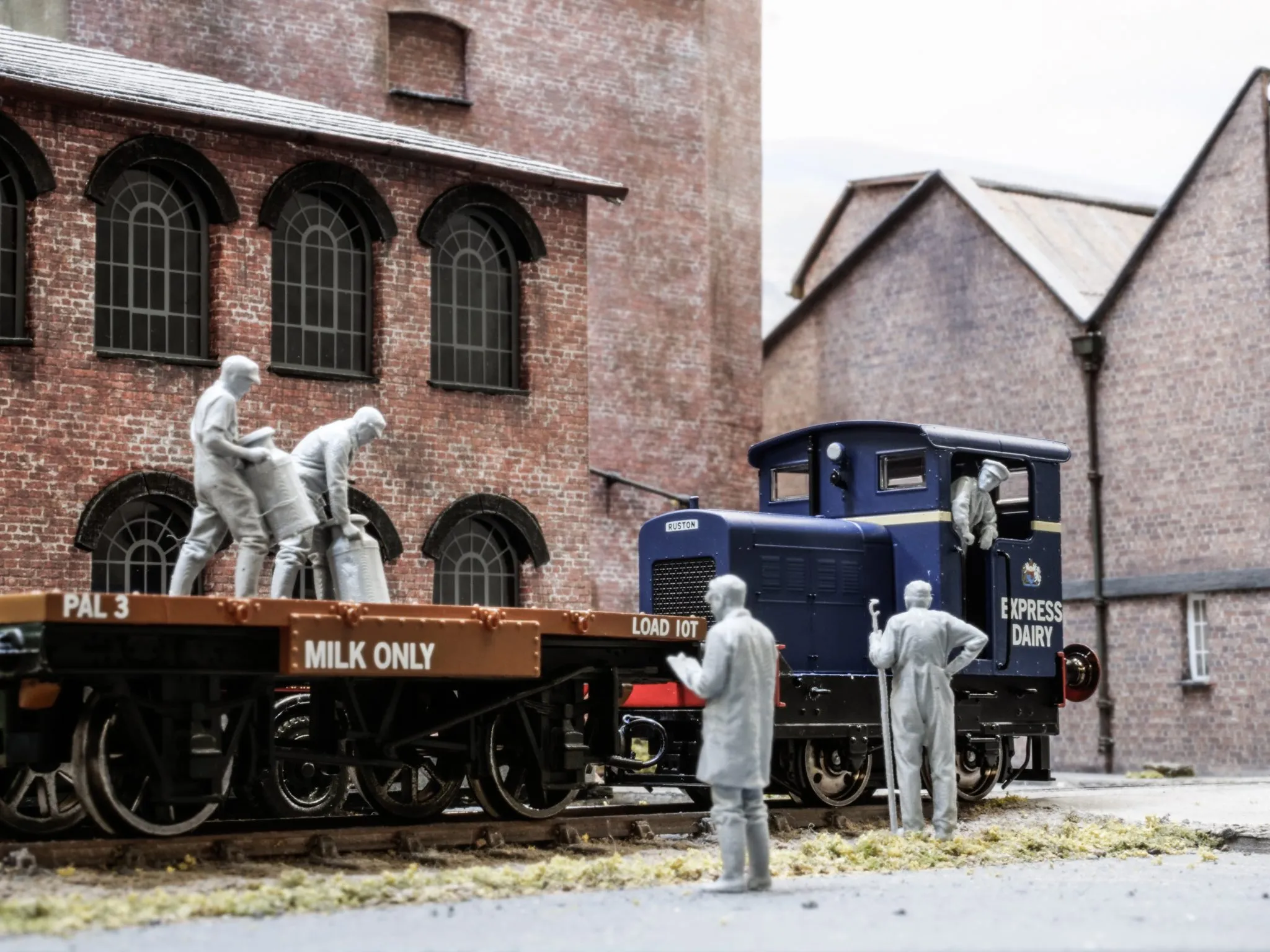 9010-043 O Gauge 1948-1968 British Railways - Creamery Shunter Bundle - Image 2