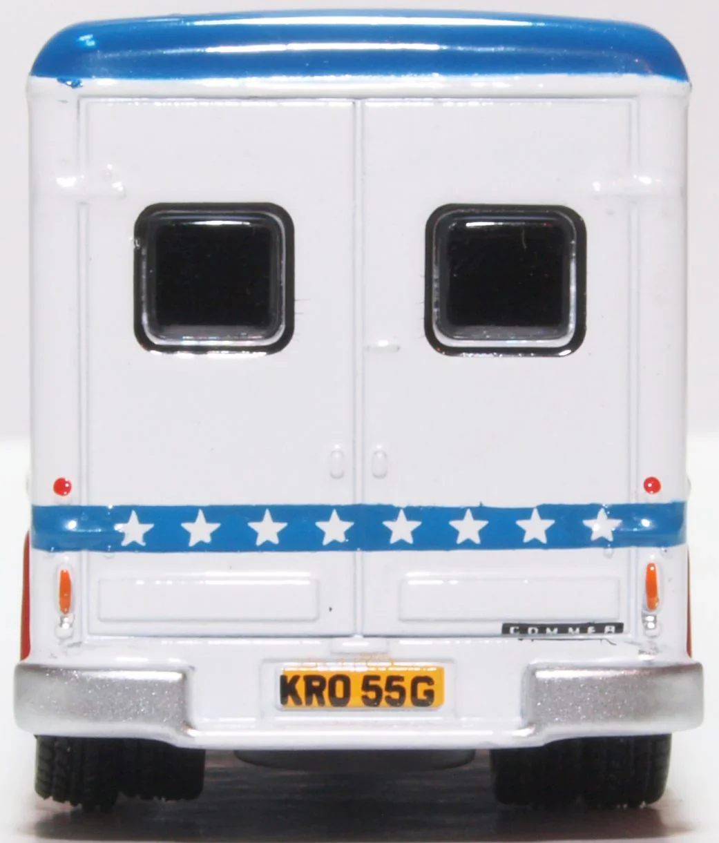 76CWT008 Commer Walk Thru Gerry Cottles Circus - Image 4