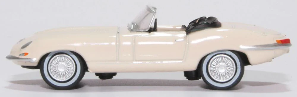 Jaguar E Type White - Image 2