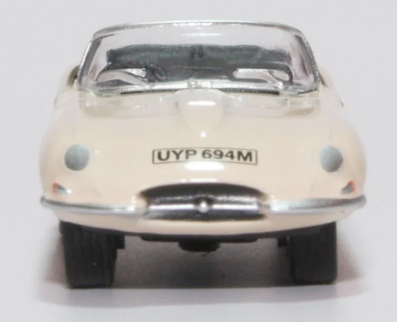 Jaguar E Type White - Image 4