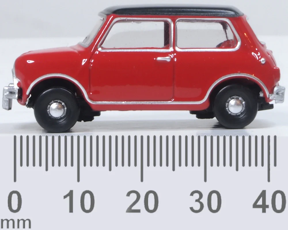 76MN012 Austin Cooper Mini Tartan Red/Black - Image 6