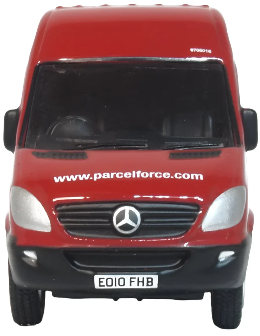 76MSV005 Mercedes Sprinter Parcelforce - Image 2