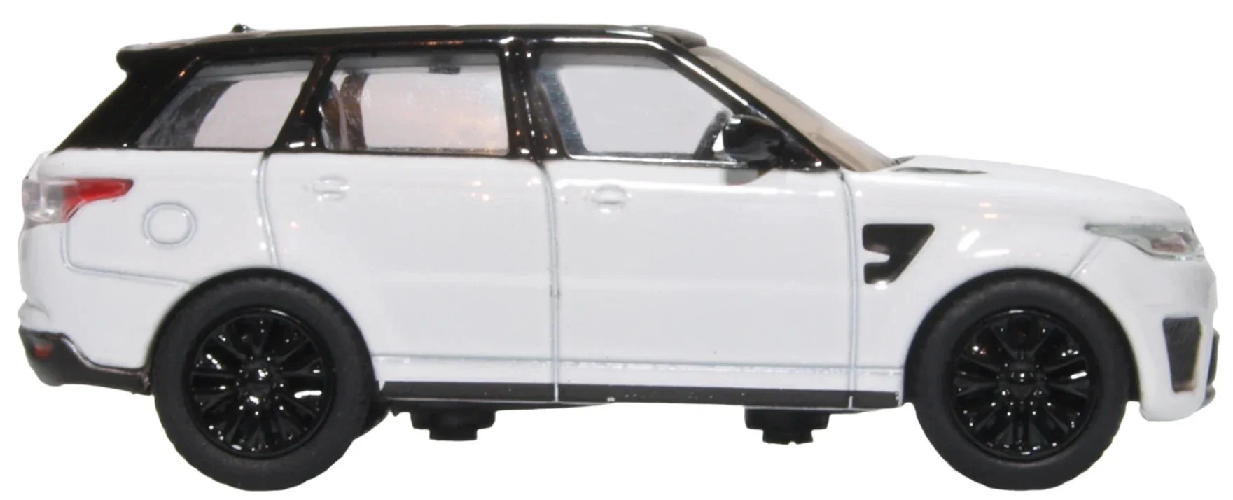 76RRS004 Range Rover Sport SVR Fuji White - Image 4