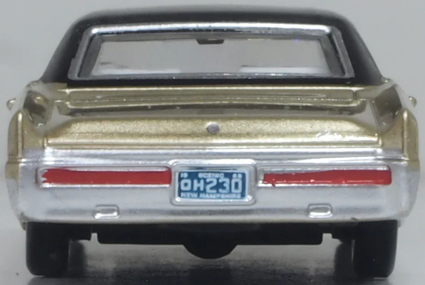 87BE68001 1968 Buick Electra 225 Ivory Gold Mist/Black - Image 5