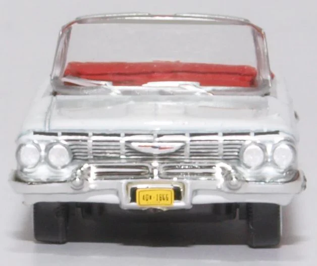 1961 Chevrolet Impala White/Roman Red - Image 2