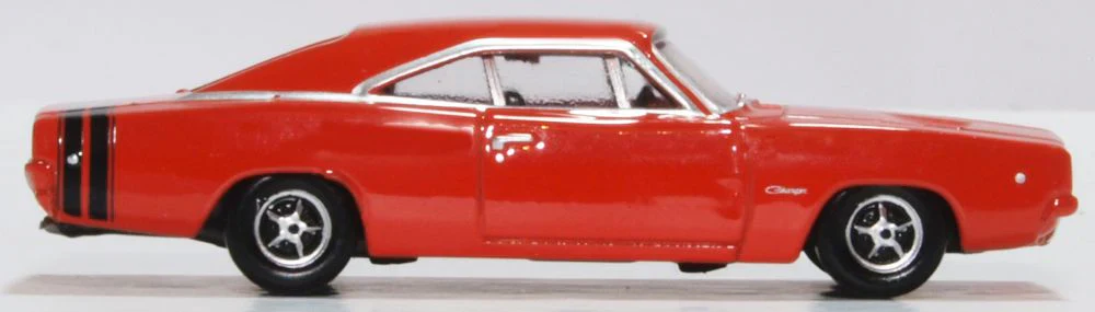 Dodge Charger 1968 Bright Red 1:87 - Image 3