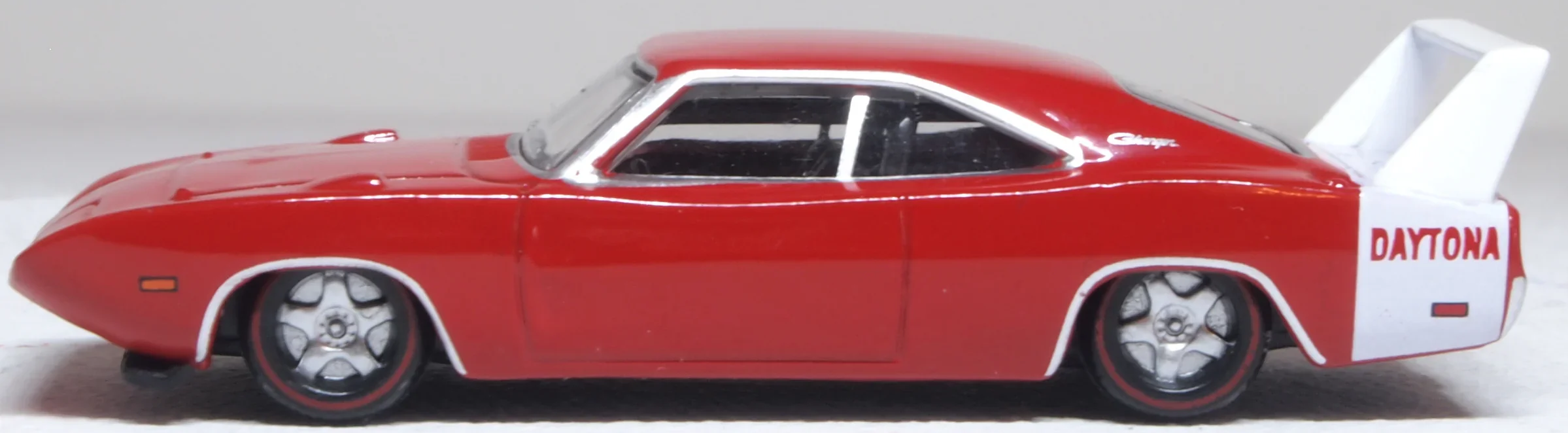 87DD69005 1969 Dodge Charger Daytona Charger Red - Image 2