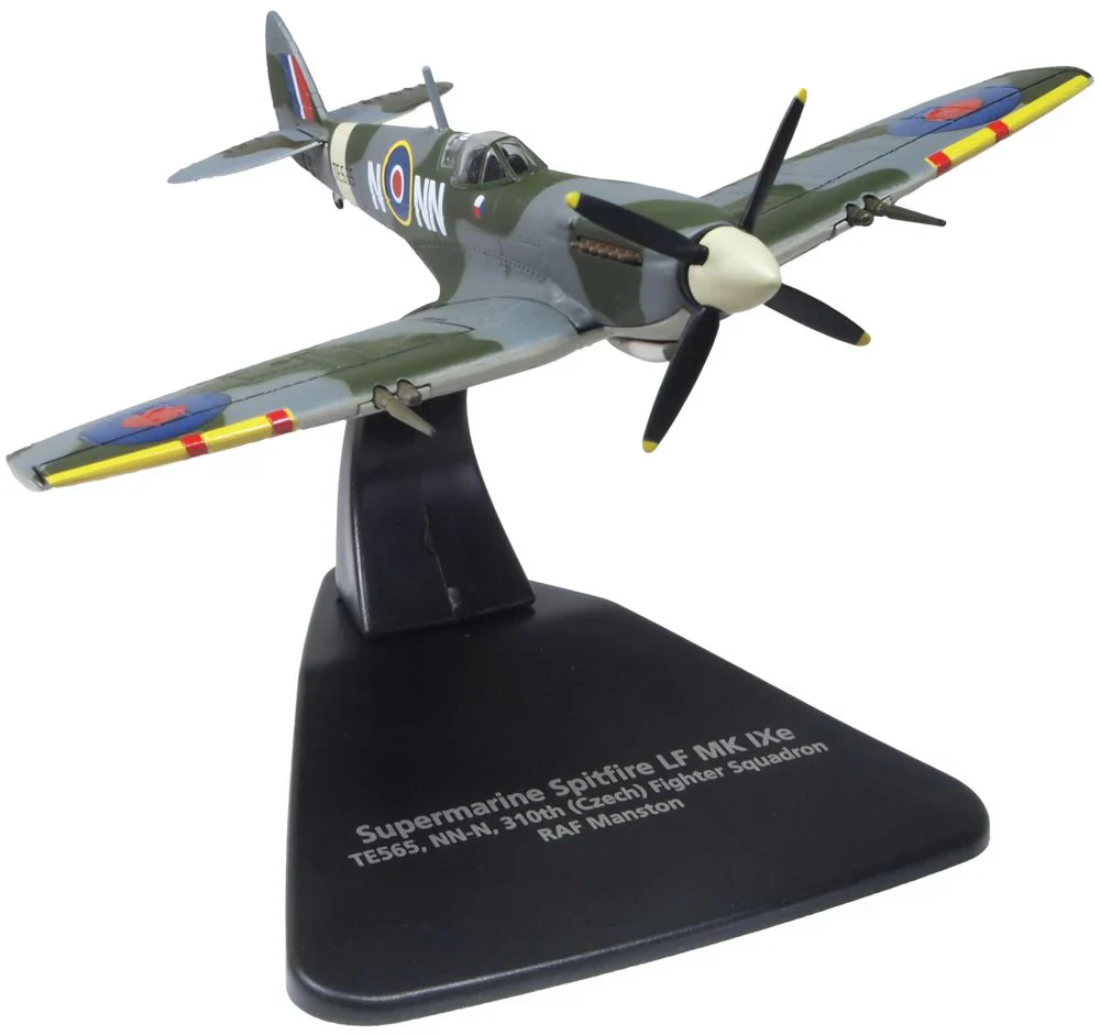 AC123 Supermarine Spitfire IXE RAF No.310 (Czech) Sqn. Manston