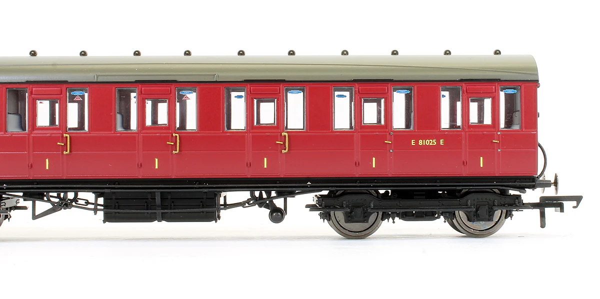 Pre-Owned BR Gresley Suburban 1st Class Coach 'E81025E' - Image 3