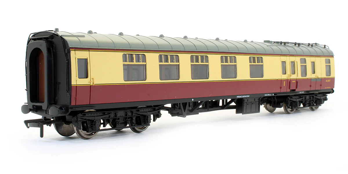 Pre-Owned 39-227D BR MK1 Brake Corridor Composite BCK Coach Crimson & Cream 'Sc 21017'