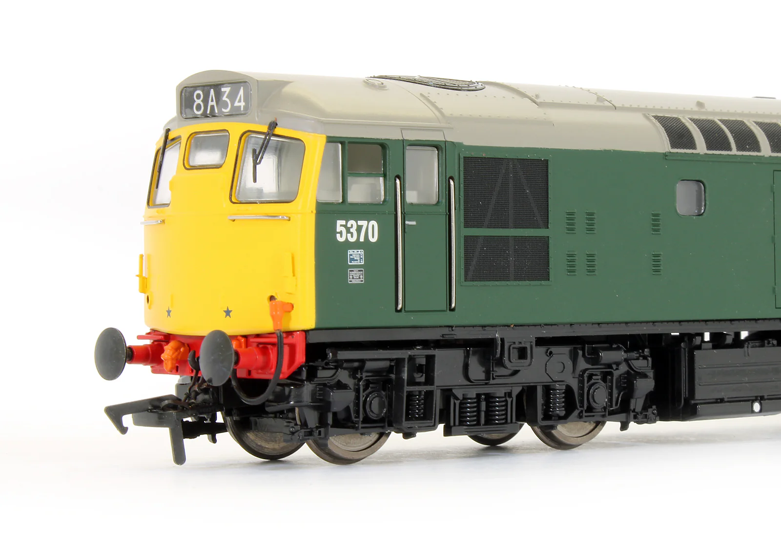 Pre-Owned Class 27 5370 in Green With Full Yellow Ends (no boiler tanks) Diesel Locomotive - Image 3