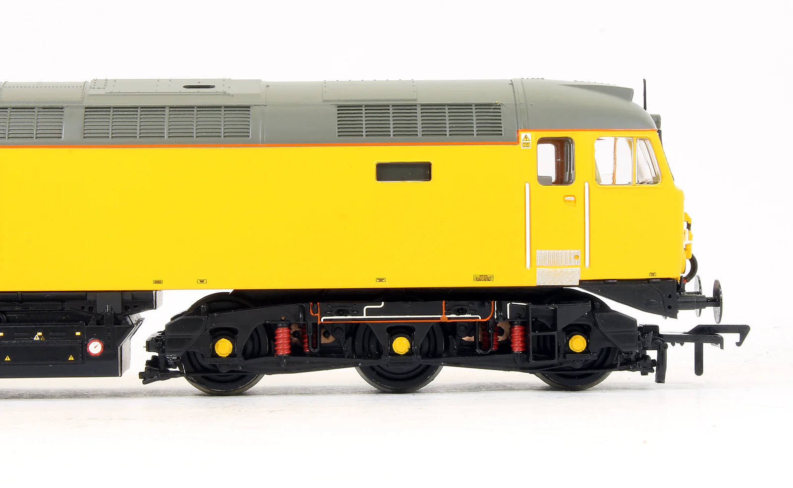 Pre-Owned 32-761 Class 57312 Network Rail Diesel Locomotive - Image 4