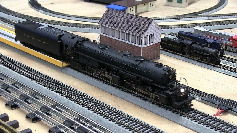 PRLR-01 HO/OO Powered Railer For Locos, Coaches and Wagons - Image 3