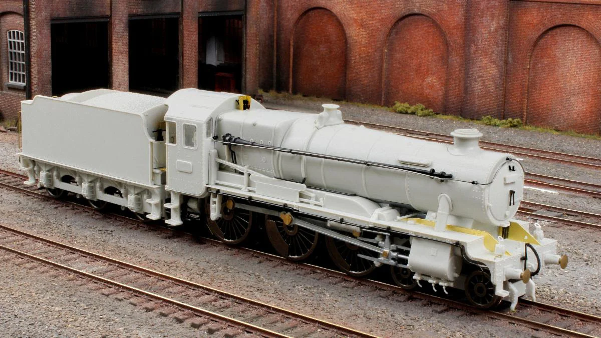954508 GWR County No.1021 'County of Montgomery' BR Lined Green Late Crest Steam Locomotive - DCC Sound - Image 3