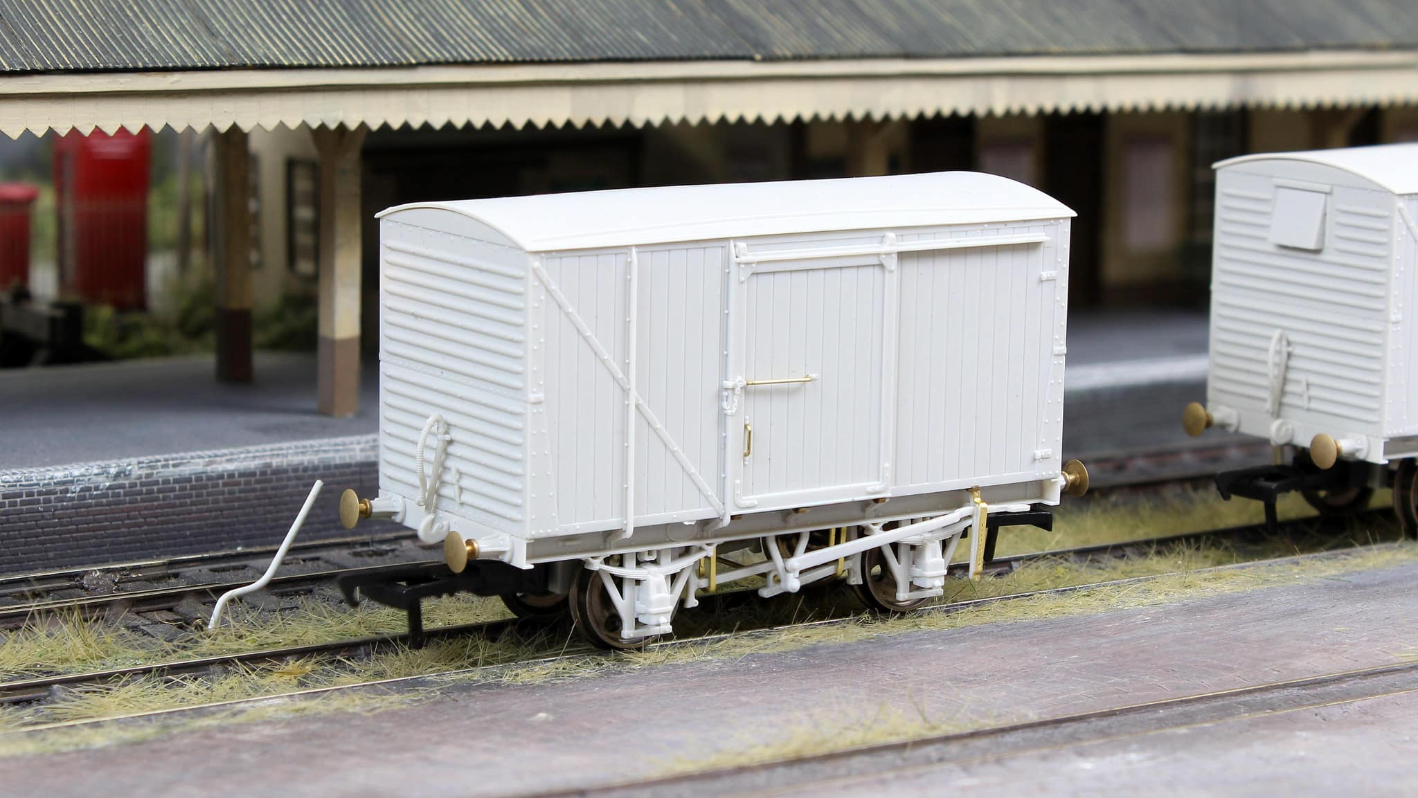 970007 12 Ton LMS D1663 Van - BR No.M306611 - Image 4