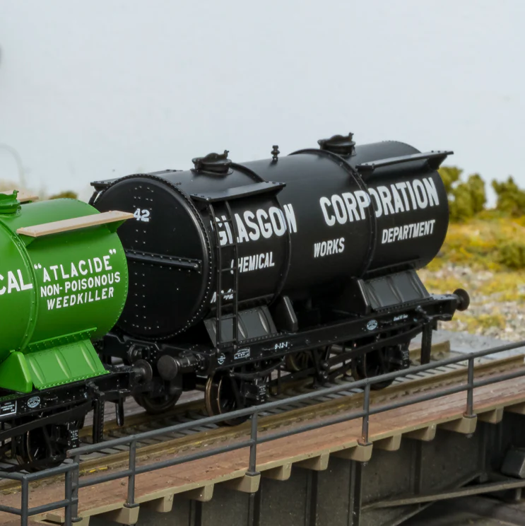 Chemical Tank Wagon - Glasgow Corporation Chemical Department No.42