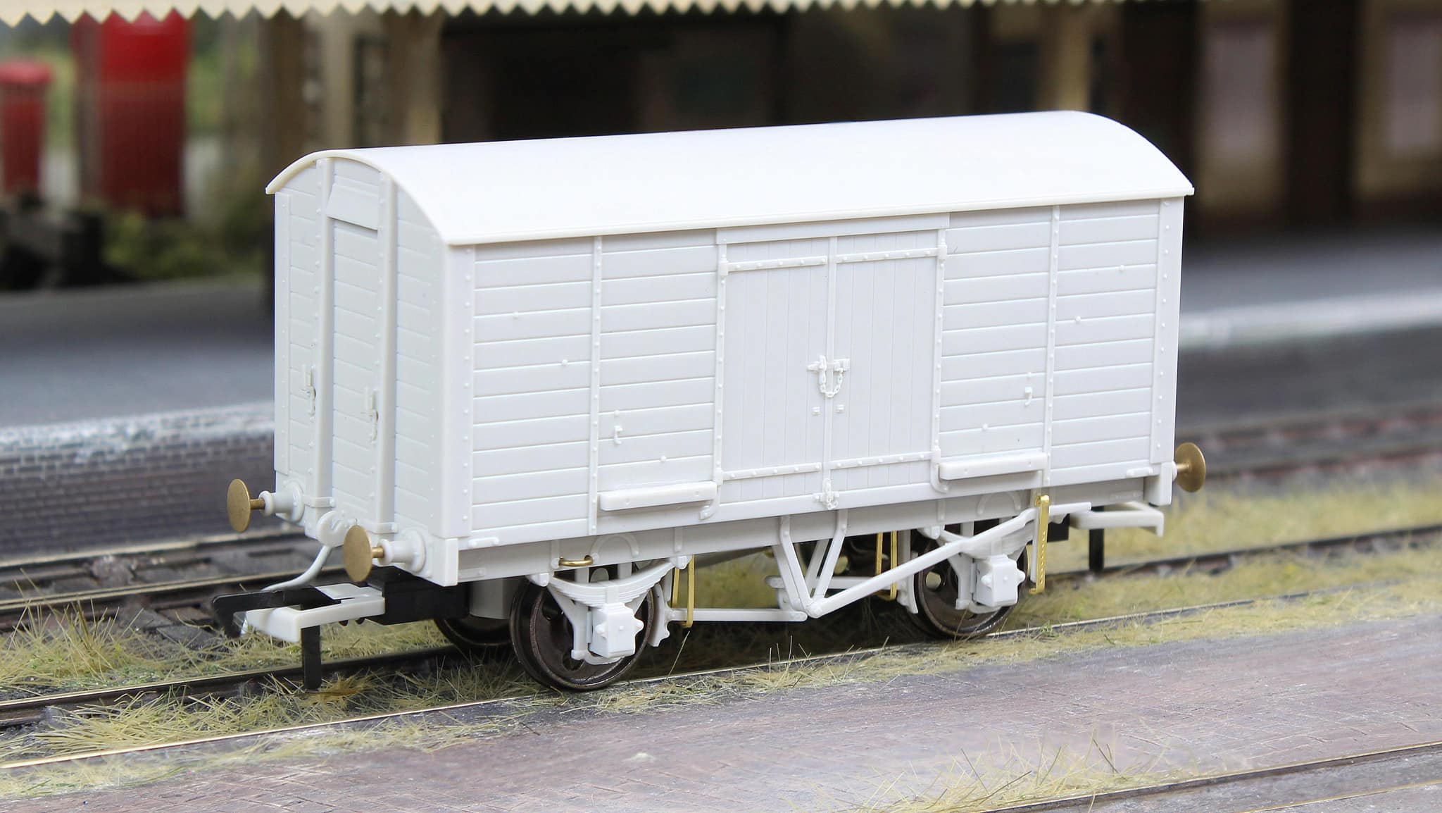 979007 LB&SCR Dia.8-Ton Goods Van SR (pre-36) No.46537 - Image 3