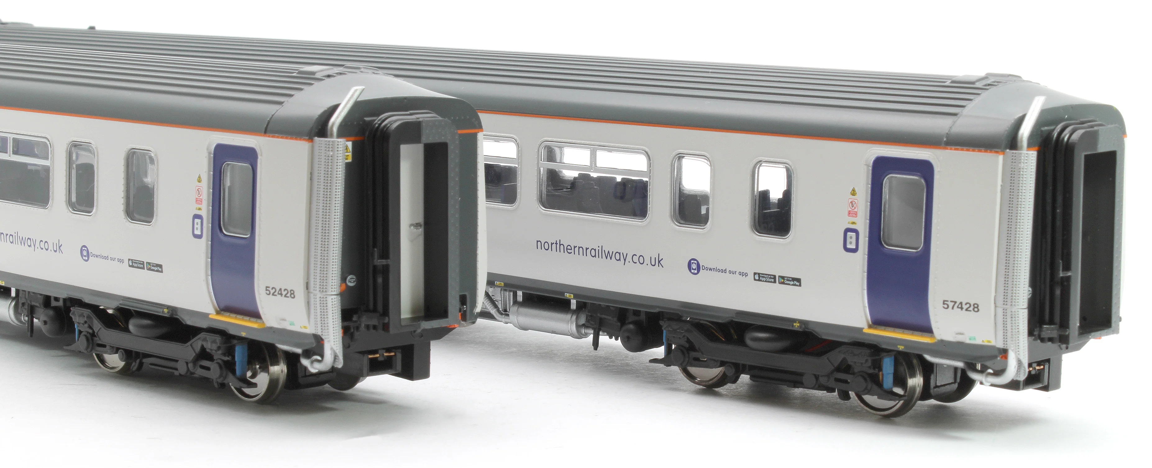 RT156-412 Class 156 Northern White Livery 2 Car DMU '156428' - Image 5