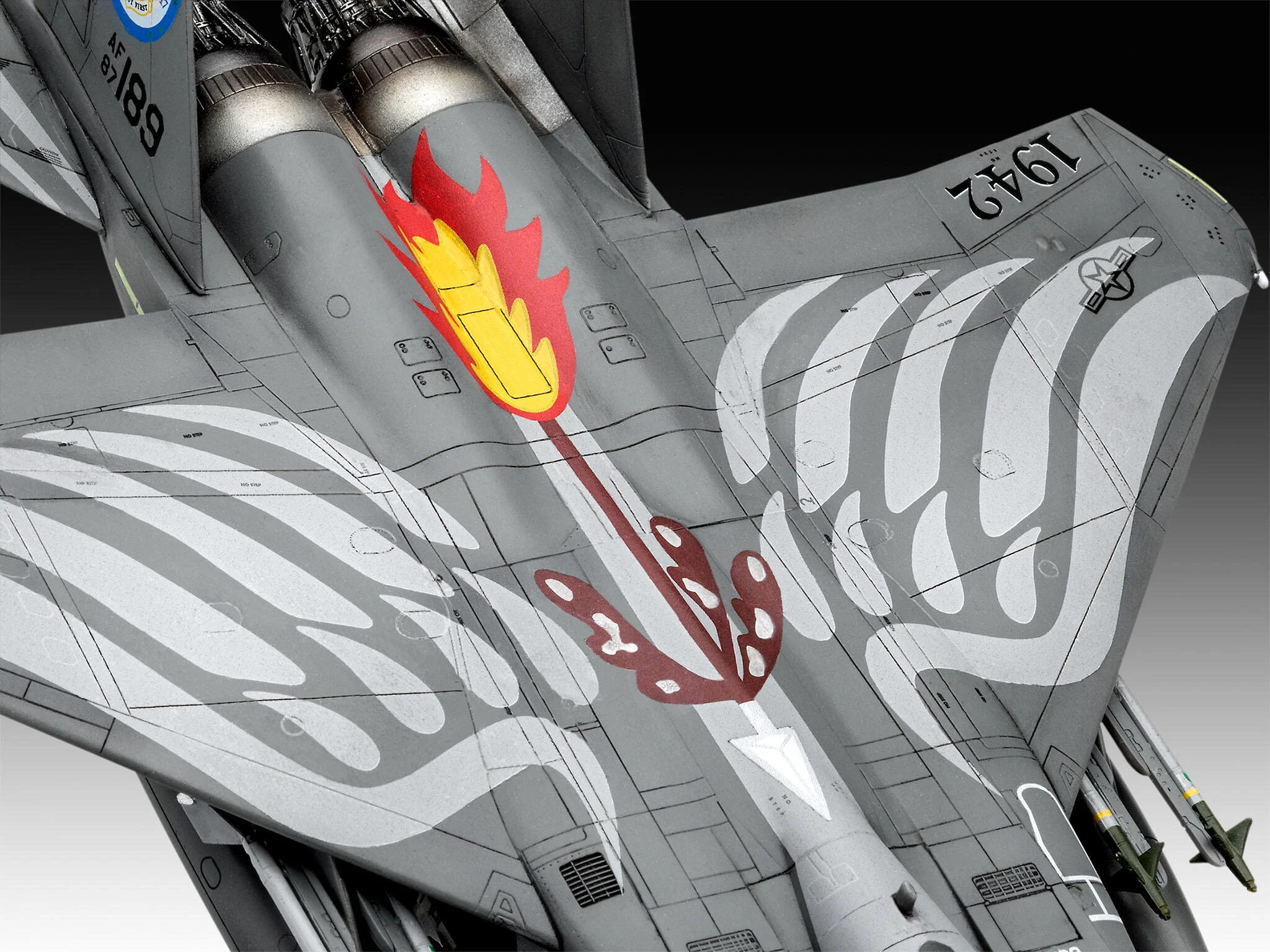 F-15E Strike Eagle Model Kit - Image 5