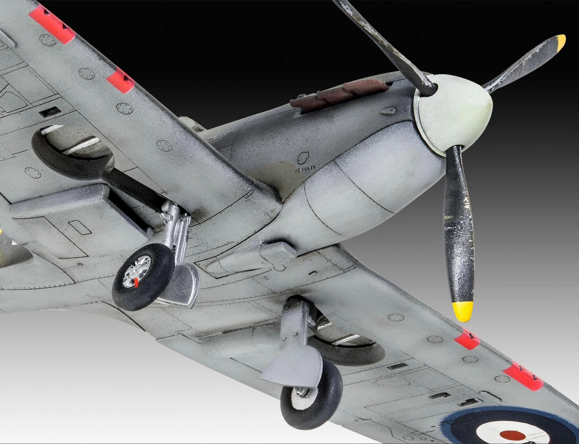 Spitfire Mk.IIa Model Kit - Image 3