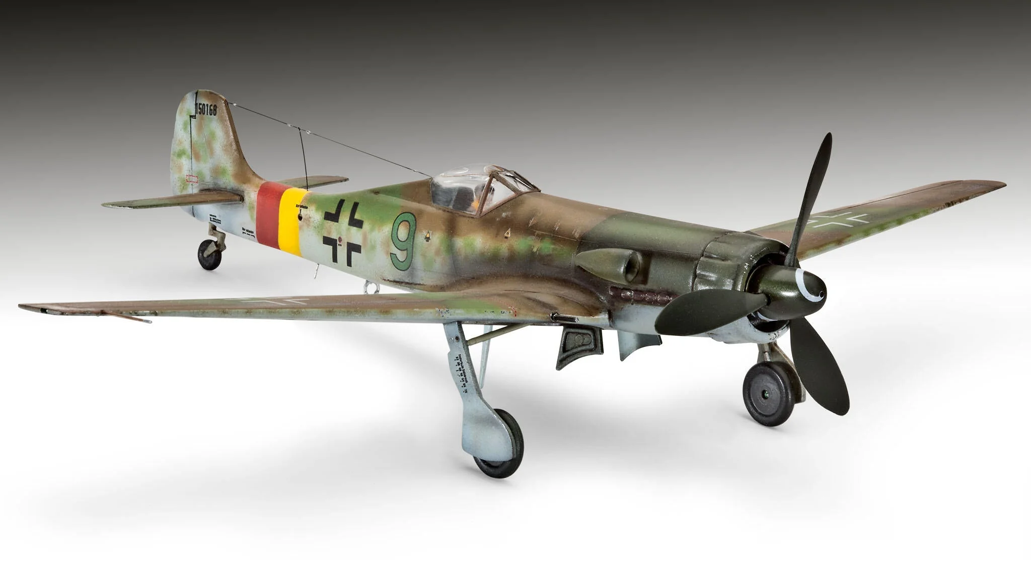 Focke Wulf Ta 152 H Model Kit - Image 2