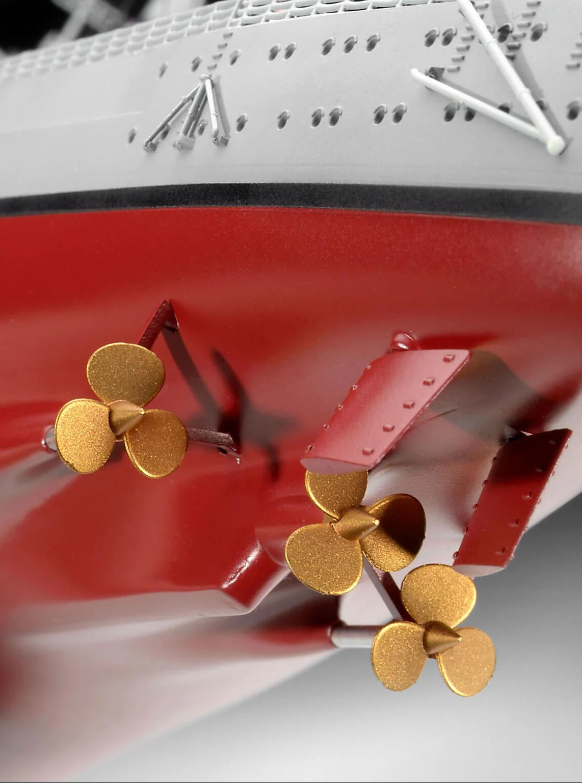 German Battleship "Bismarck" Model Kit - Image 8