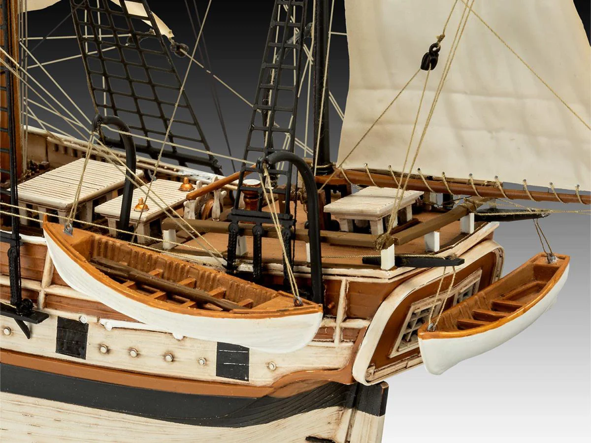05458 H.M.S. Beagle Model Kit - Image 5
