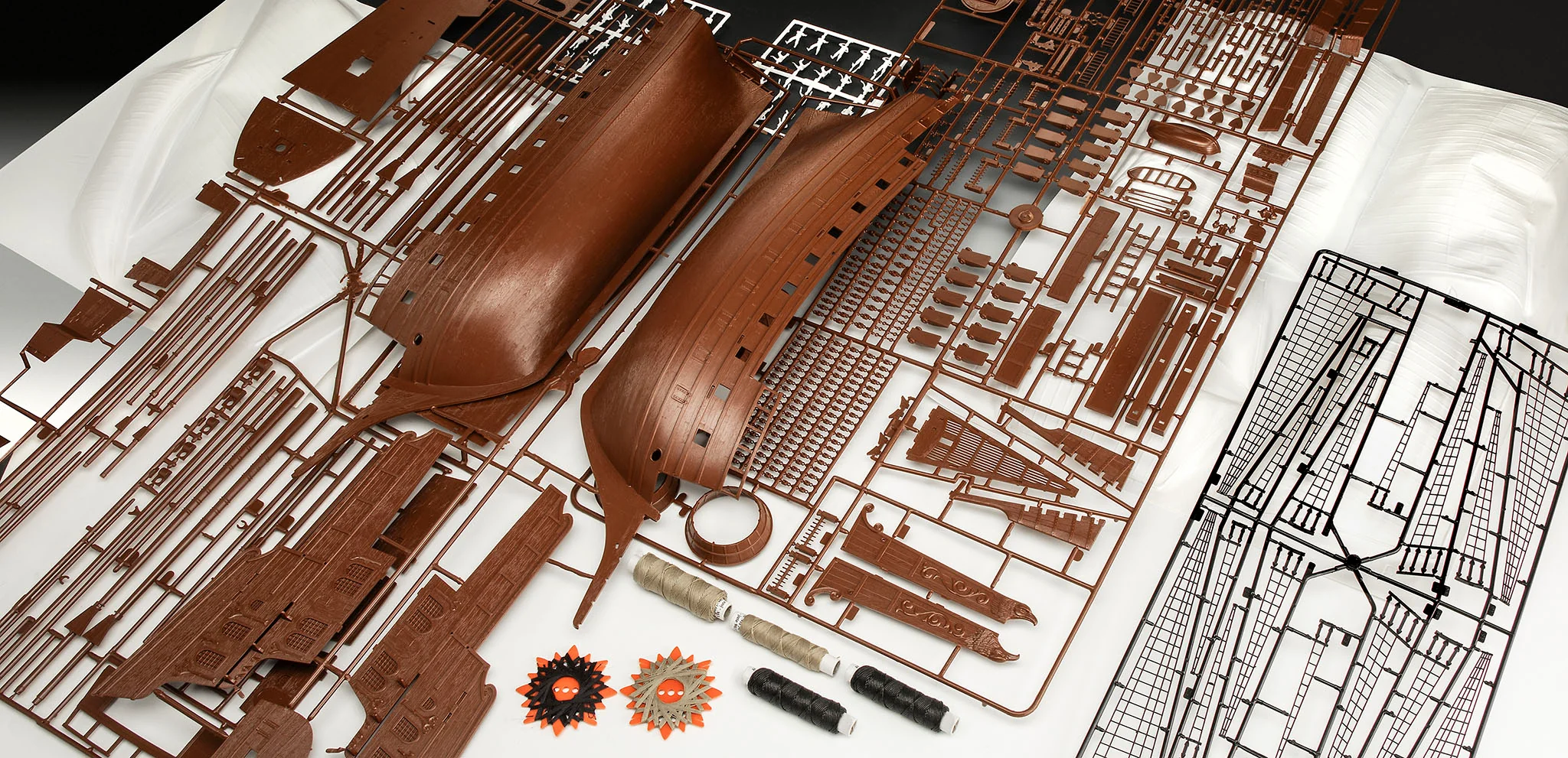 05620 Spanish Galleon Model Kit - Image 7