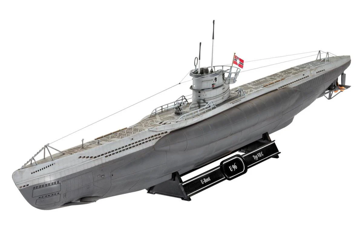 05675 Das Boot Collector Edition 40th Anniversary Gift Set (1:144) Model Kit - Image 2