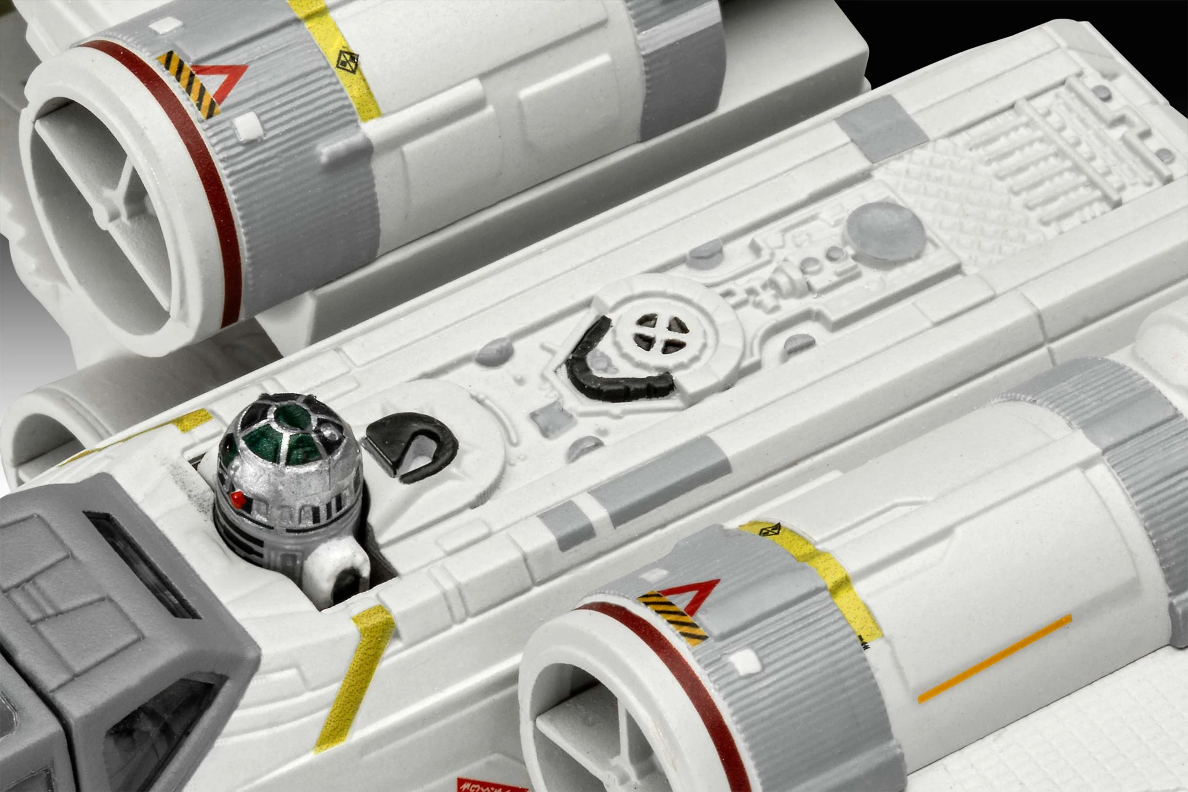 06790 Carson Teva's X-Wing Fighter: The Mandalorian Model Kit - Image 5