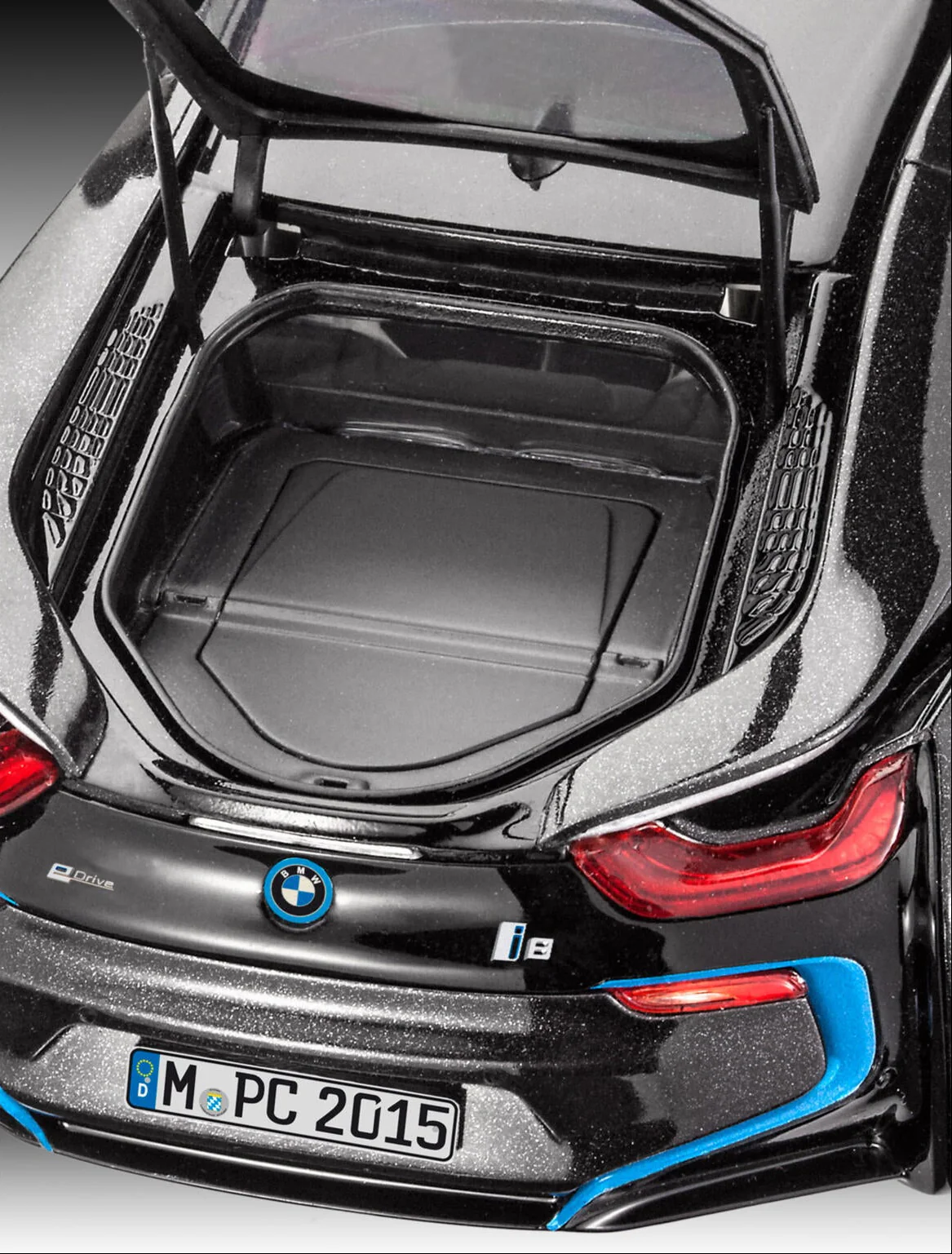 BMW i8 Model Kit - Image 4