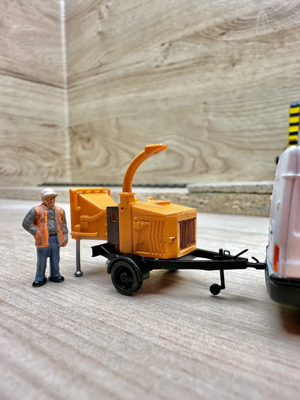 O Gauge Woodchipper (Single Pack) - Unpainted Model Kit - Image 2
