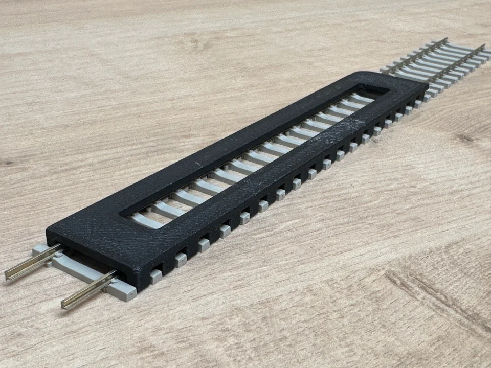 OO Gauge Sleeper Spacer (Single Pack) - Image 2