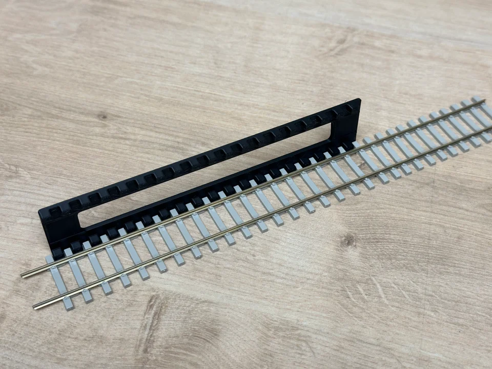 OO Gauge Sleeper Spacer (Single Pack) - Image 3