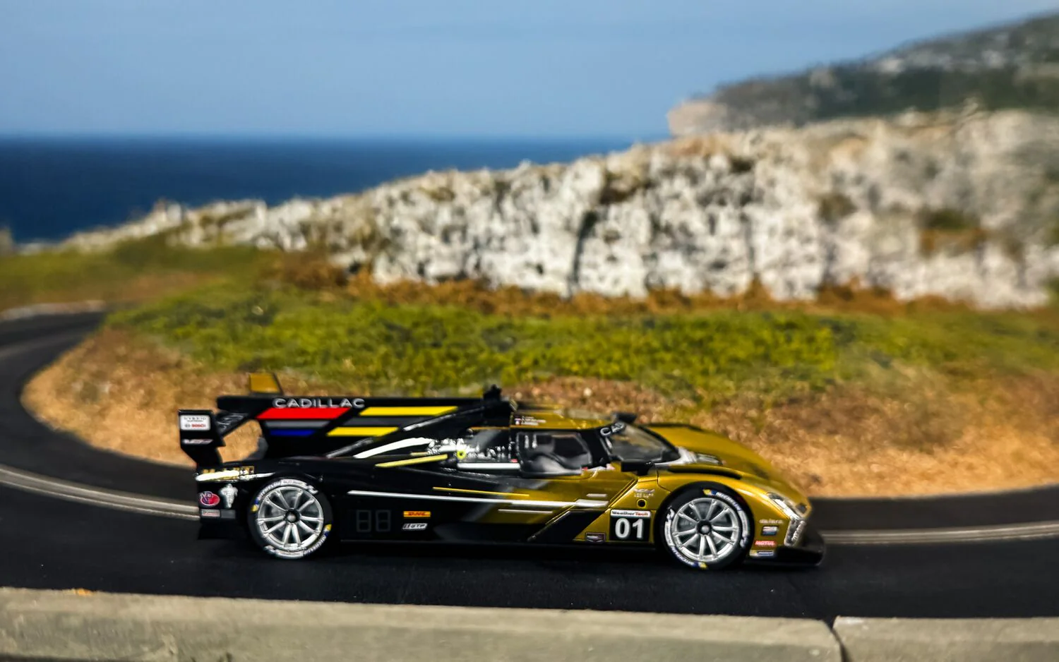 C4586 Cadillac V-Series.R - Cadillac Racing No.01 - 12 Hours of Sebring 2024 - Image 7