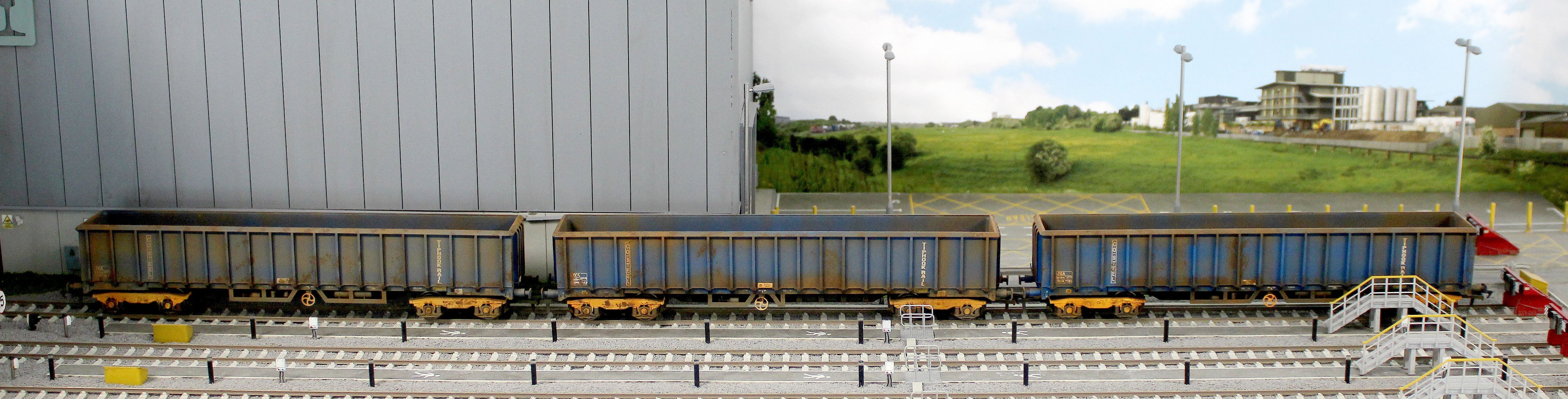JXA01 TP(A)W Bespoke Weathered Set of 3 JXA Bogie Scrap Wagons - Image 13