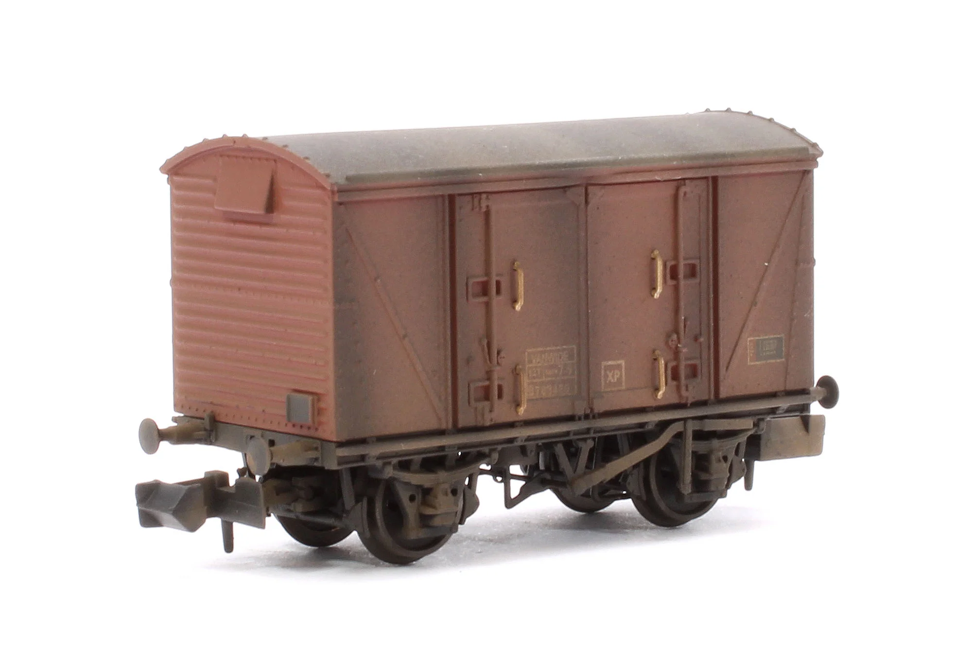 Custom Weathered Set of 3 BR 12T Vanwide Ventilated Vans, BR Bauxite (Late) - Image 3