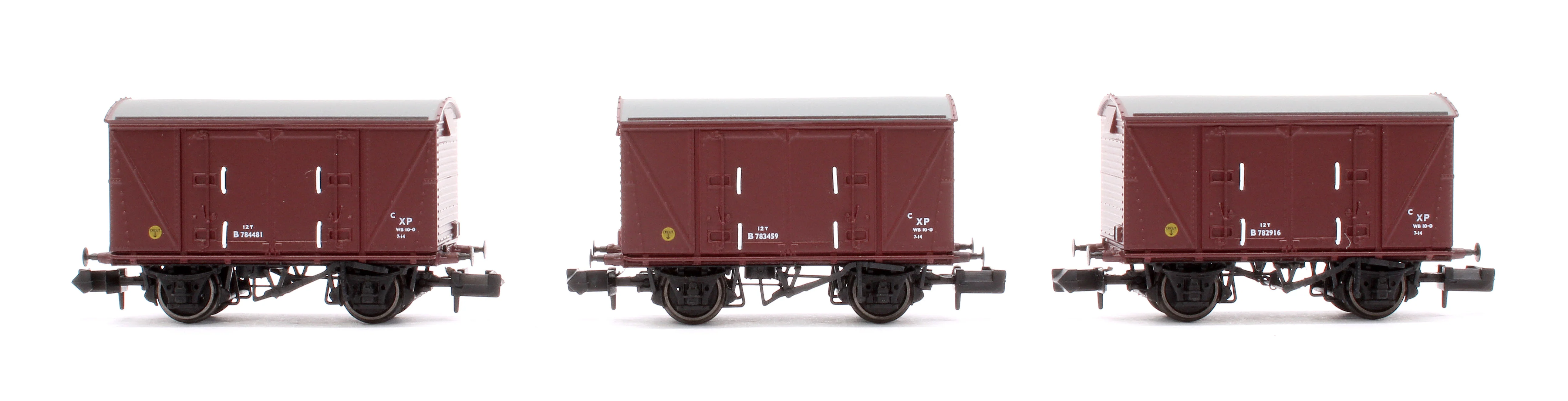 S2301-04 Set of 3 BR 12T Vanwide Ventilated Vans, BR Freight Brown XP - Image 2