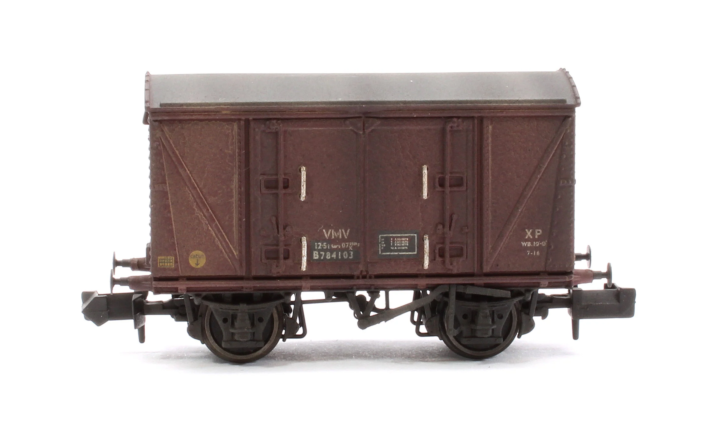 Custom Weathered Set of 3 BR 12T Vanwide Ventilated Vans, BR Freight Brown VMV XP - Image 4