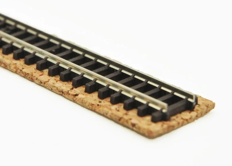 SPD-0114 O Gauge - Model Railway Cork Track Underlay 10 Meters Long x 65mm - 4mm Thick - Image 2