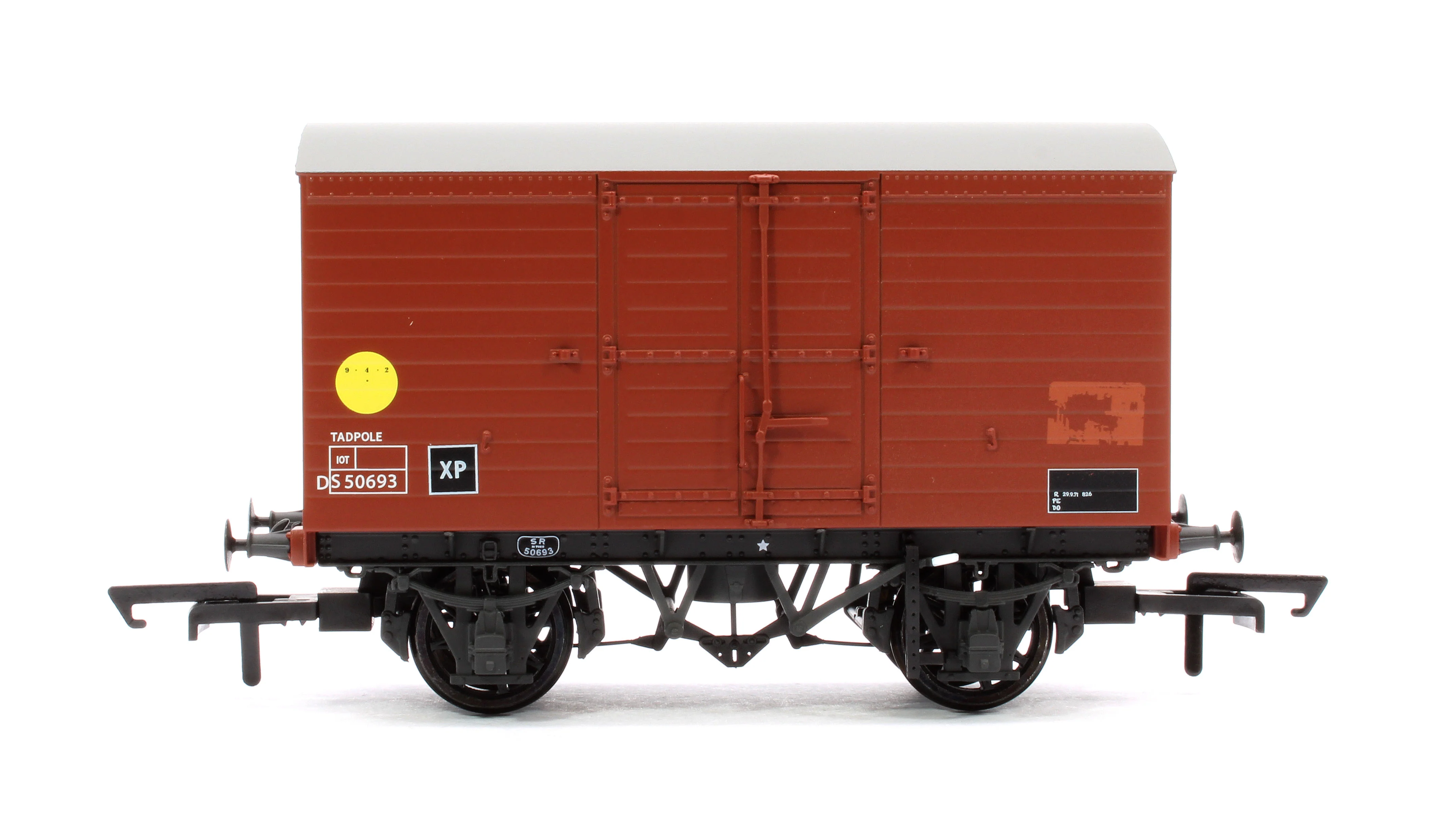 ACC2055 SR Tadpole Mixed ex-1478/1479 Banana Van - British Railways Departmental - Triple Pack - Image 7