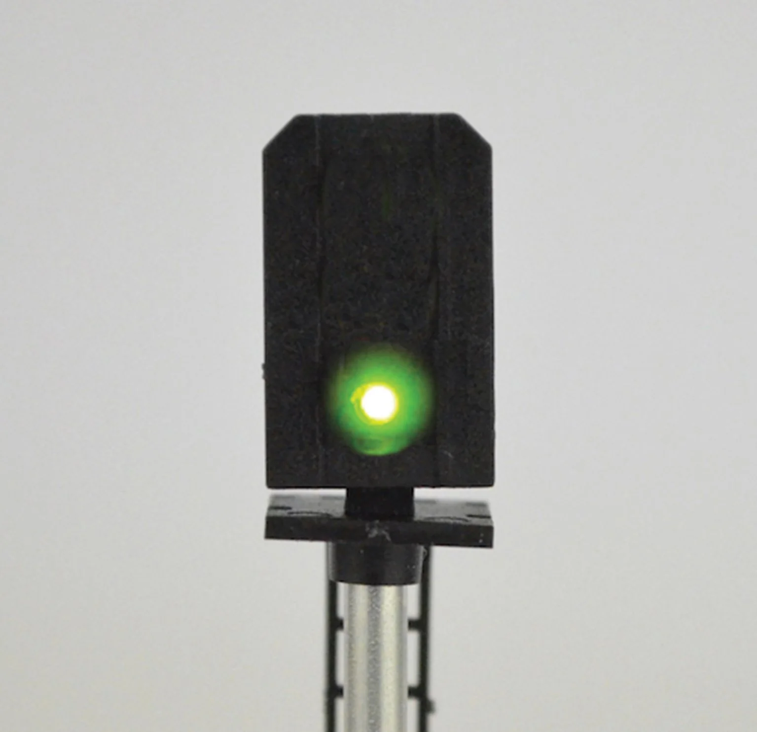 TTDS10R DCC Signal (RH Feather) Multi 4 Aspect - Image 4