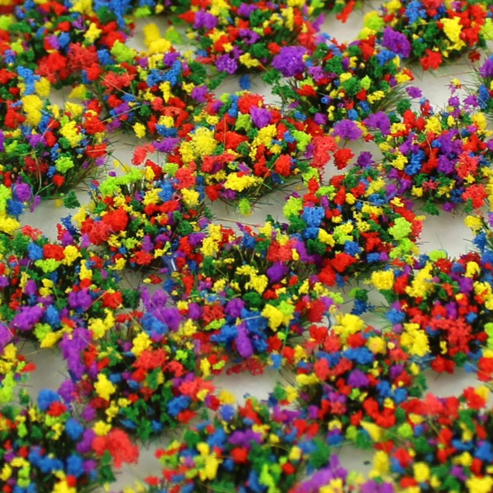 6mm Mixed Flower Self-Adhesive Static Grass Tufts x 100 - Image 3